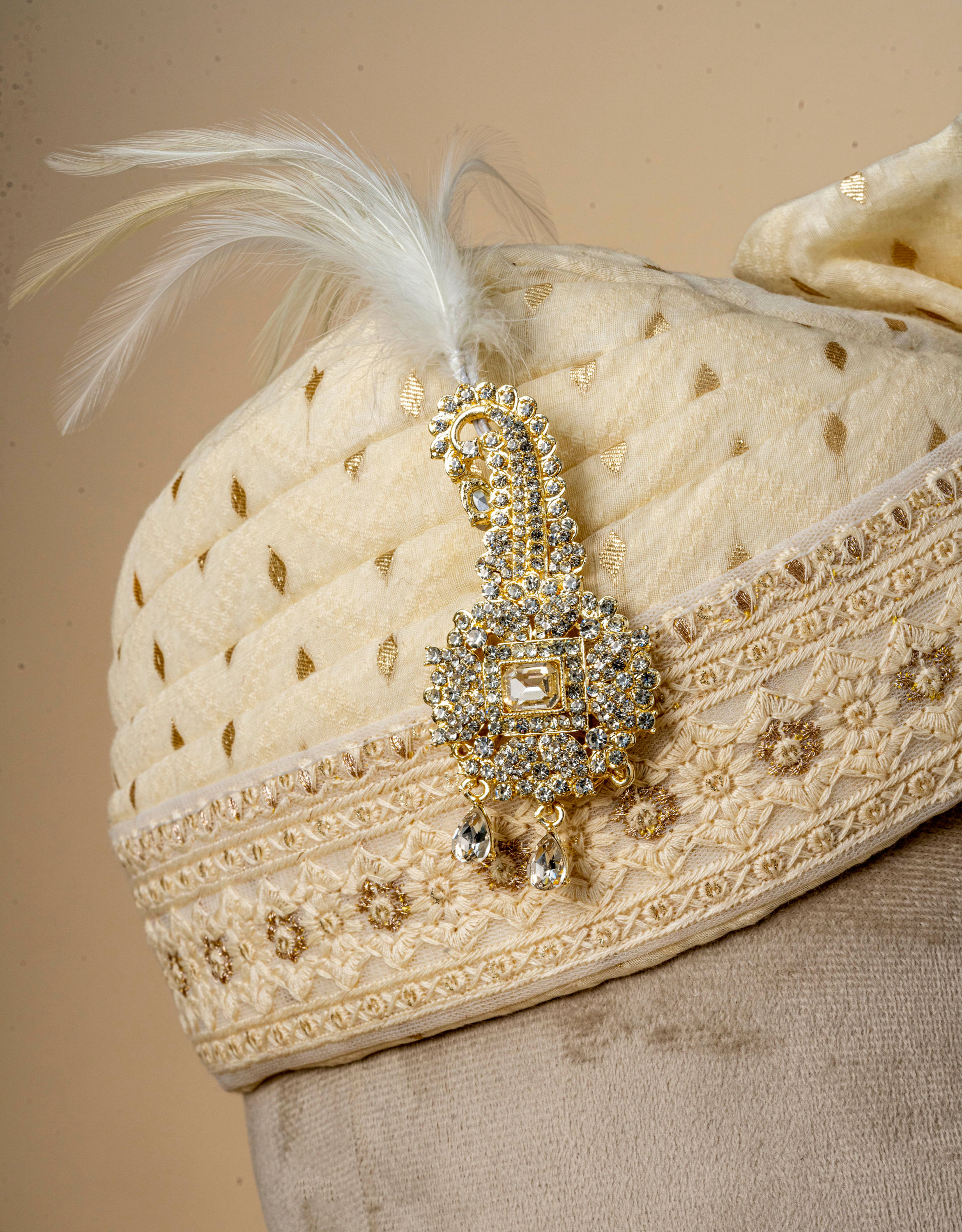 Manyavar Men Royal Satin Safa with Brooch