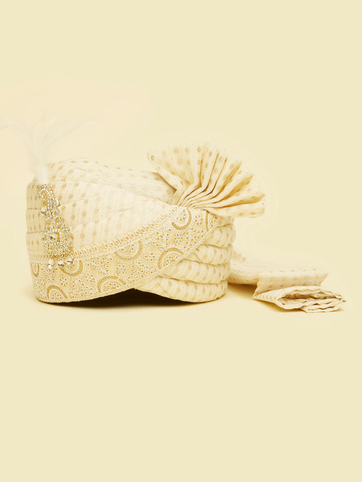 Manyavar Men Cream Tissue Splendor Safa