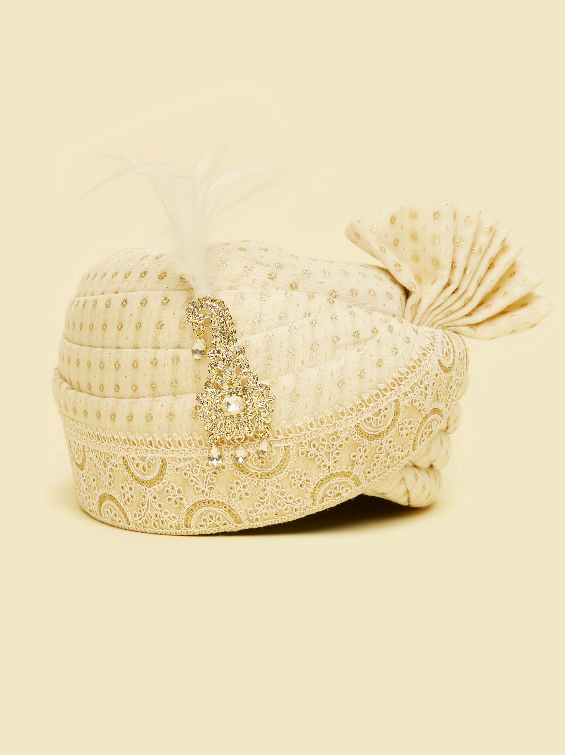 Manyavar Men Cream Tissue Splendor Safa