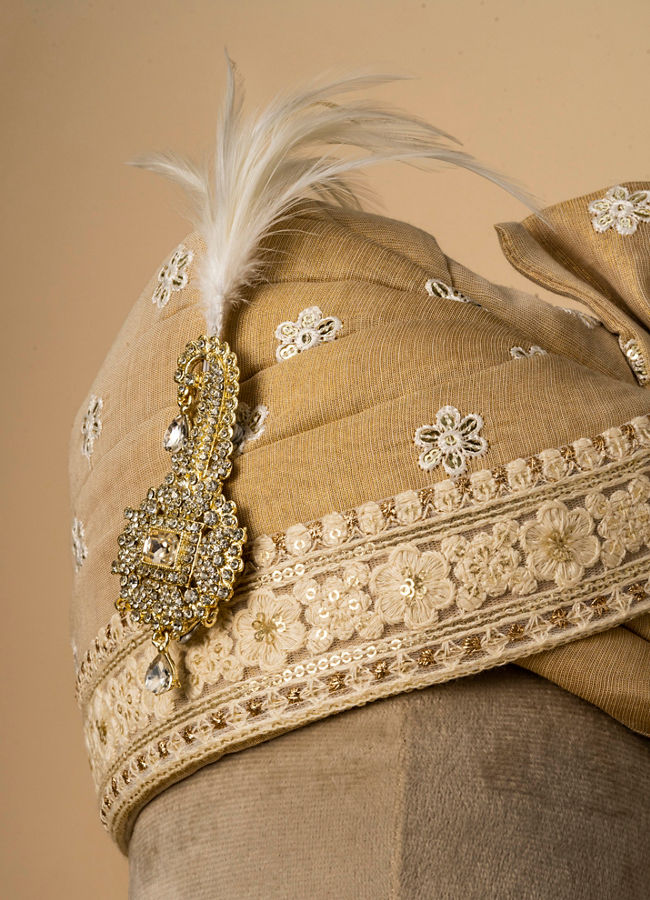 Manyavar Men Royal Chanderi Gold Safa