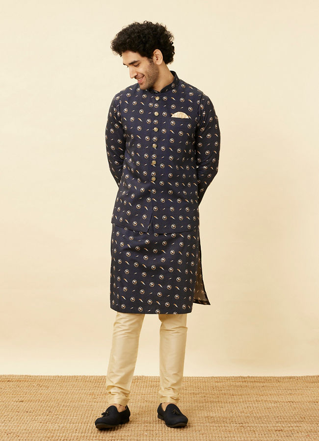 alt message - Manyavar Men Maritime Blue Thunderous Kurta Jacket Set image number 3