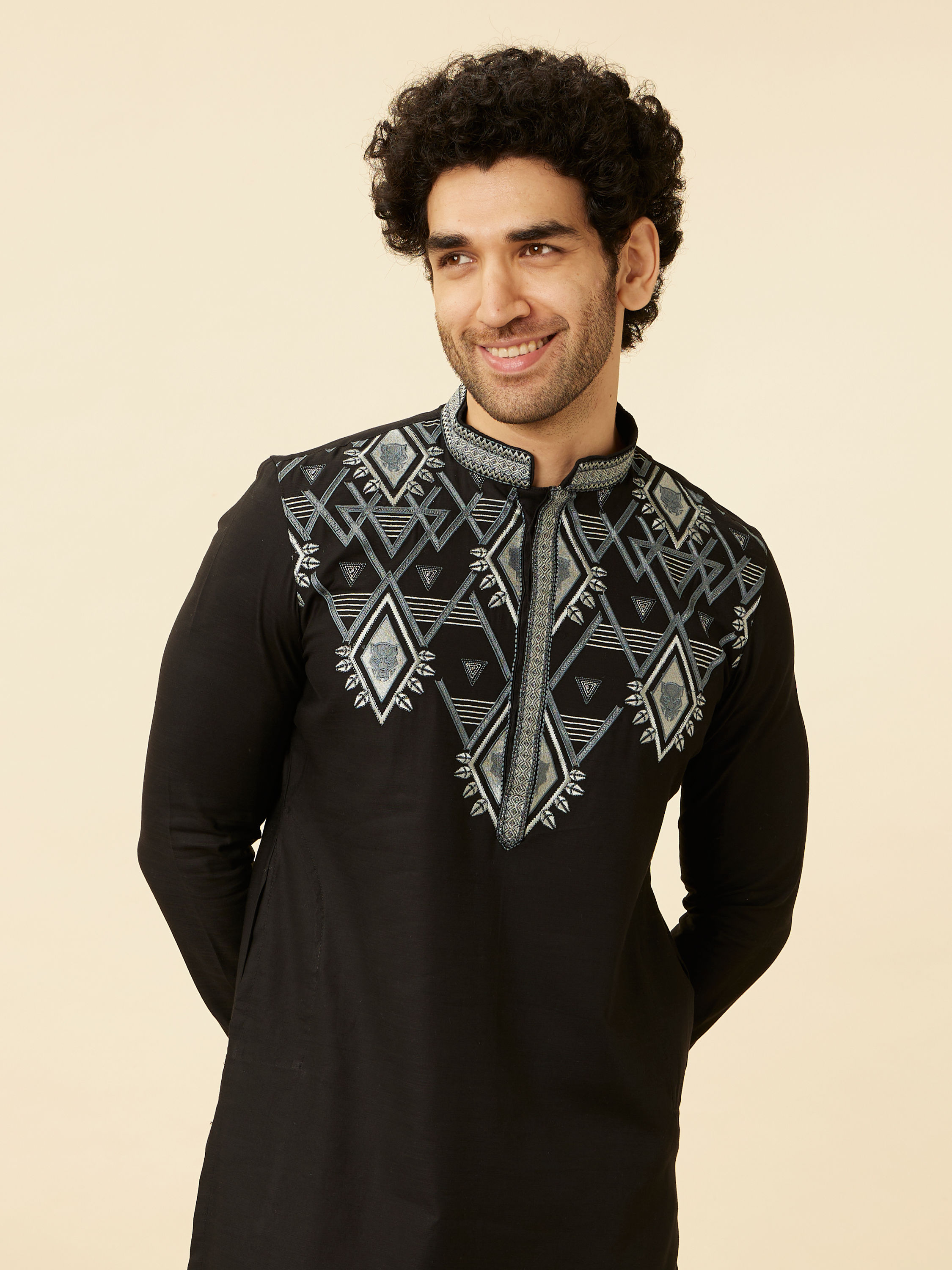 Manyavar Men Charcoal Black Panther Motif Kurta Set