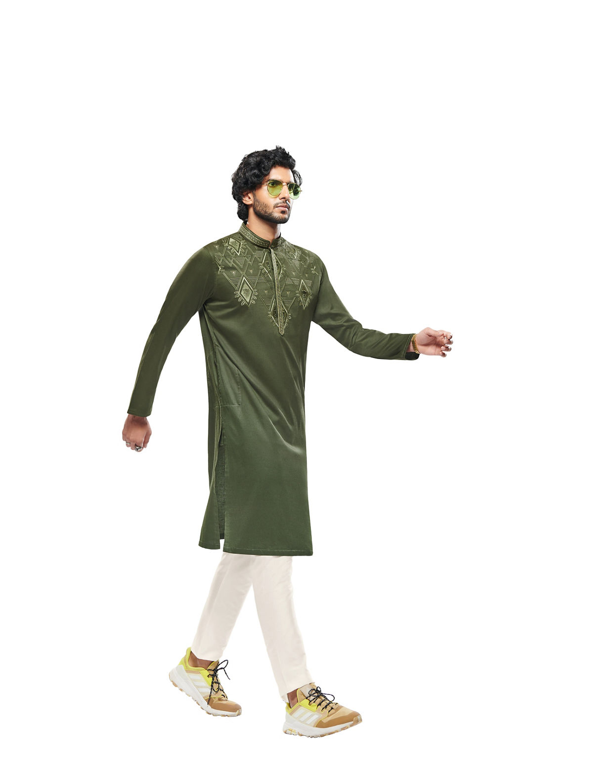 alt message - Manyavar Men Olive Green Wakanda Kurta Set image number 6