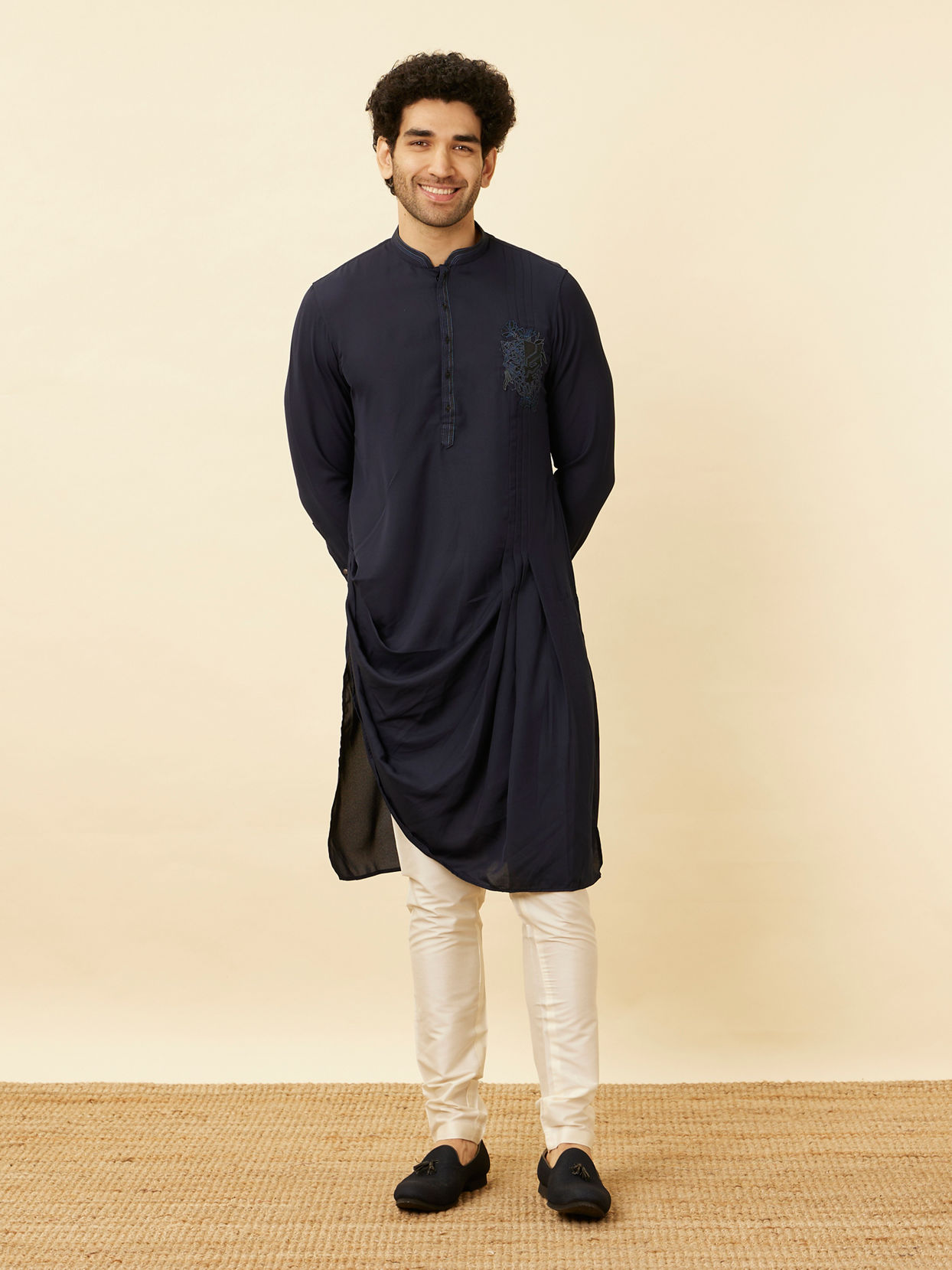 alt message - Manyavar Men Stone Blue Black Panther Kurta Set image number 2