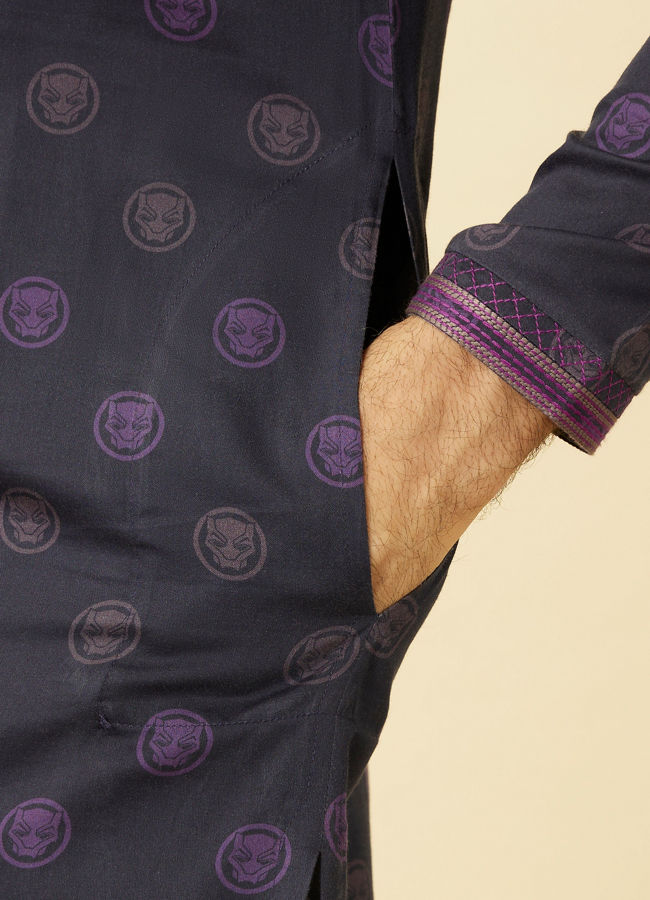 alt message - Manyavar Men Violet Black Panther Kurta Set image number 3