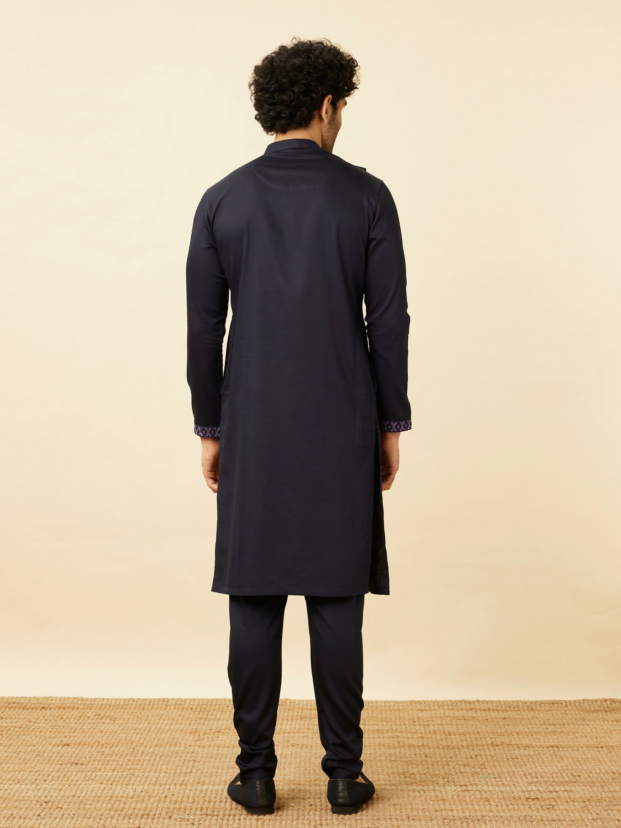 Manyavar Men Violet Blue Wakanda Kurta Set image number 4