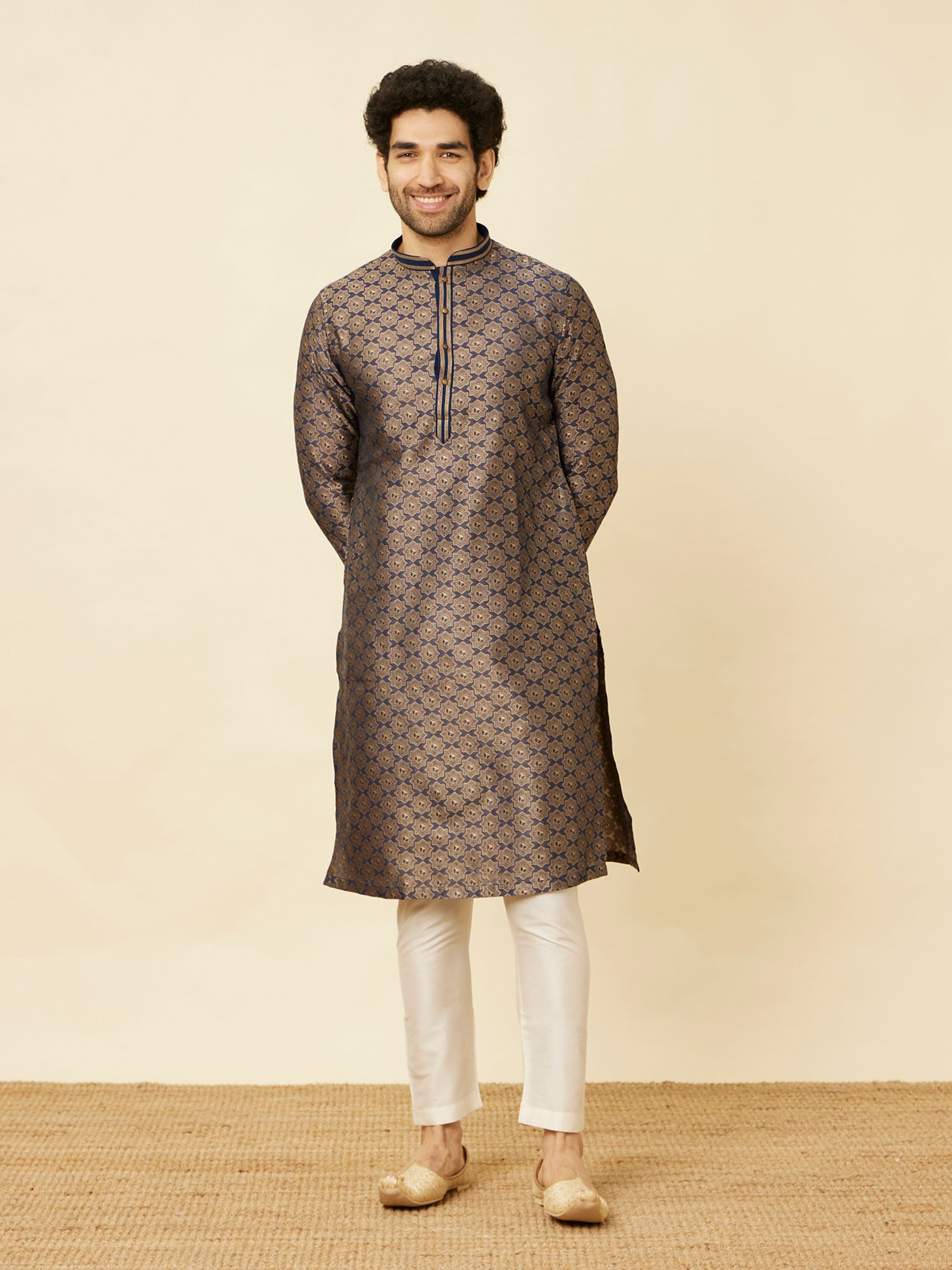 Manyavar Men Midnight Sapphire Thor Kurta Set image number 2