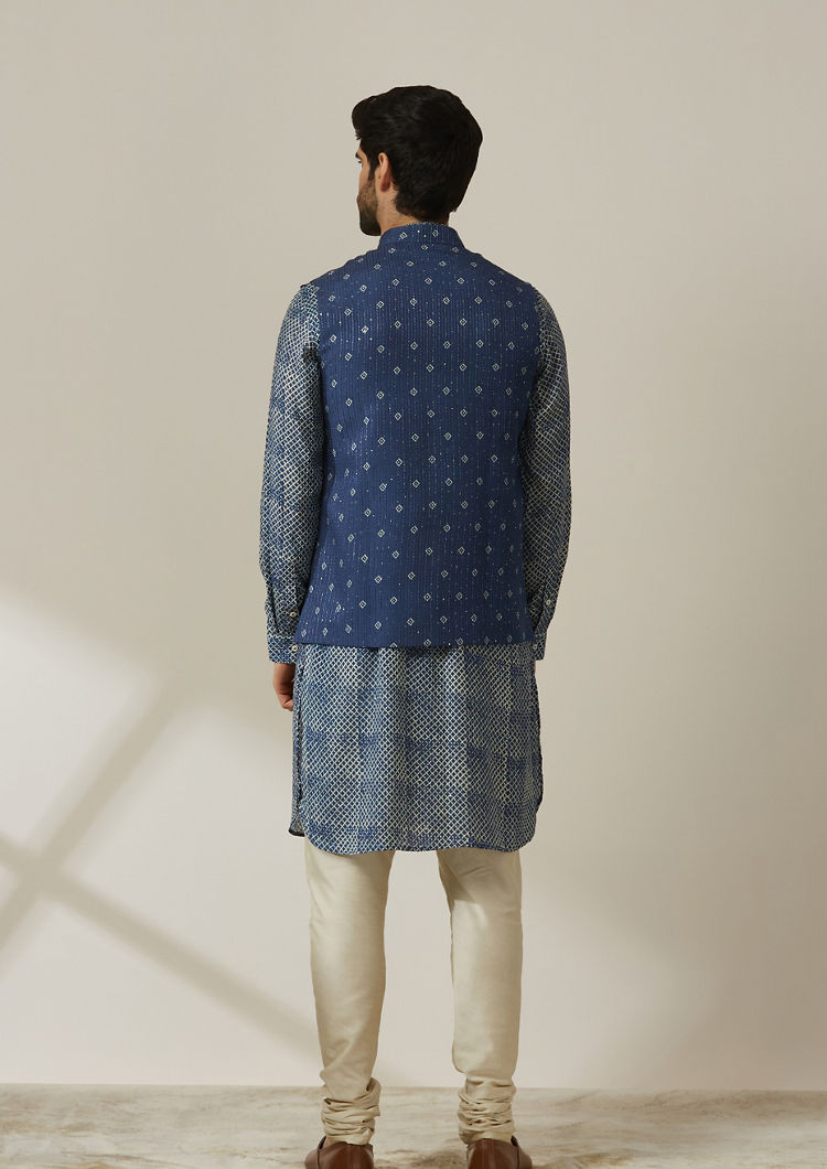 Twamev Men Chequred Kurta Set with Ocean Blue Jacket