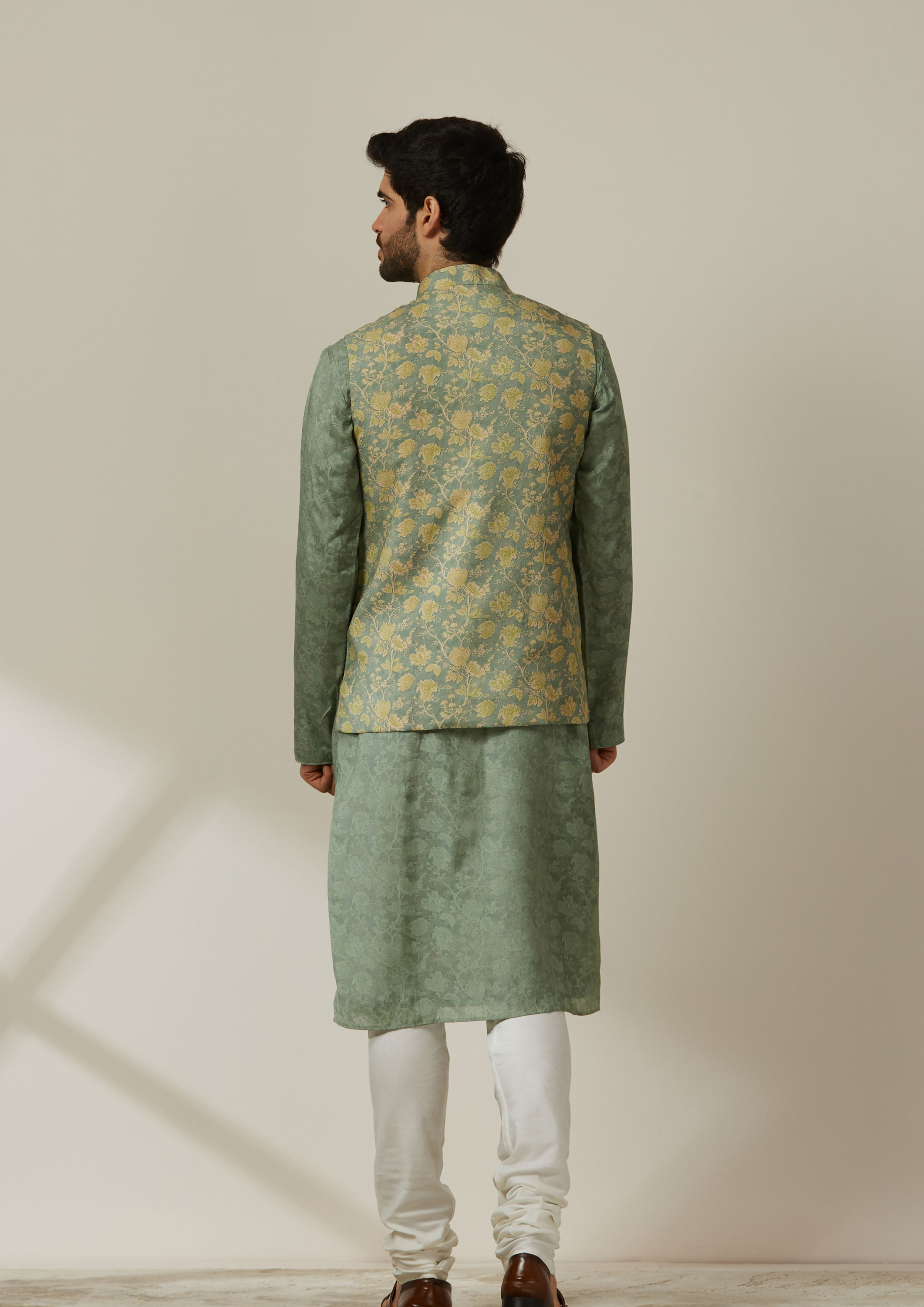 Twamev Men Mint Green Floral Kurta Jacket Set image number 3