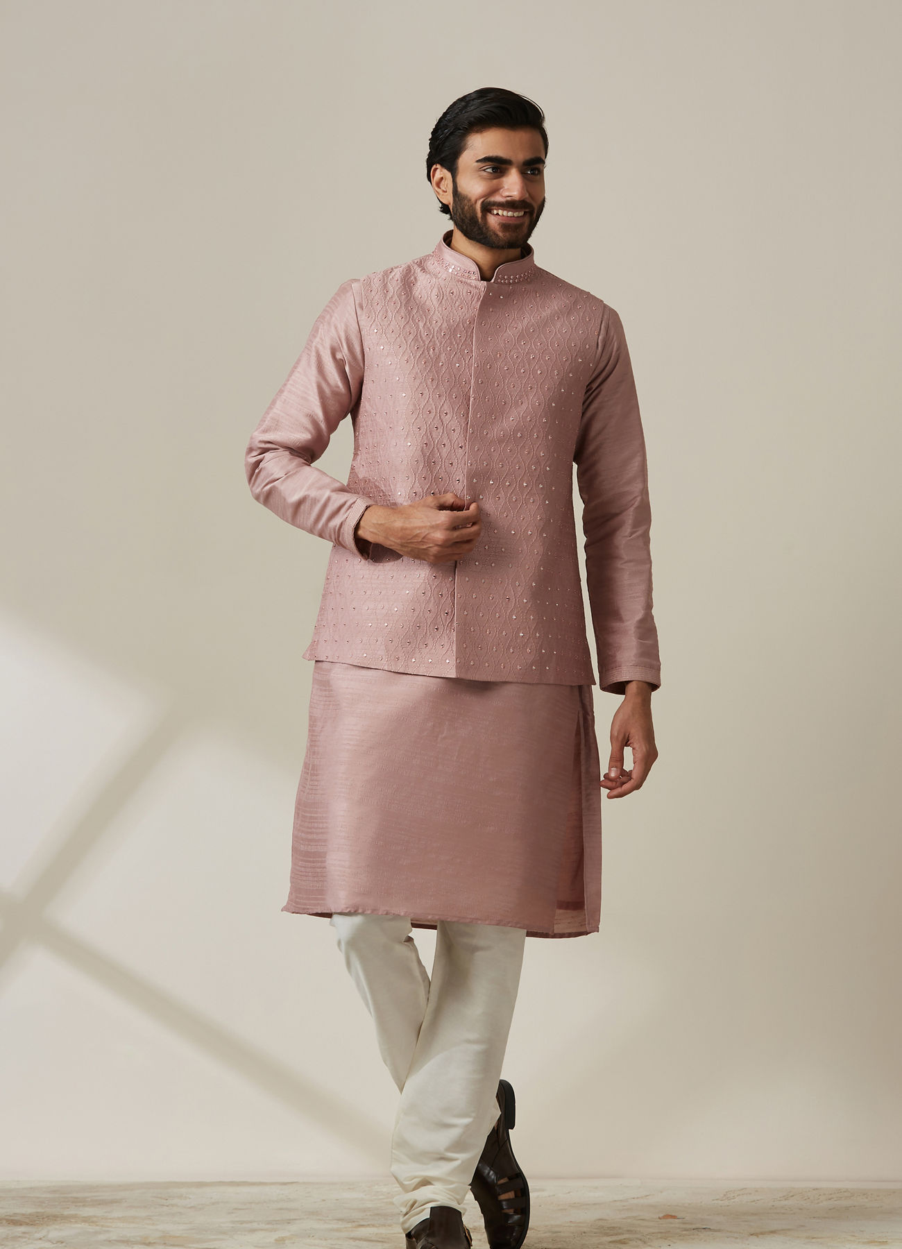 Twamev Men Mauve Pink Kurta Jacket Set