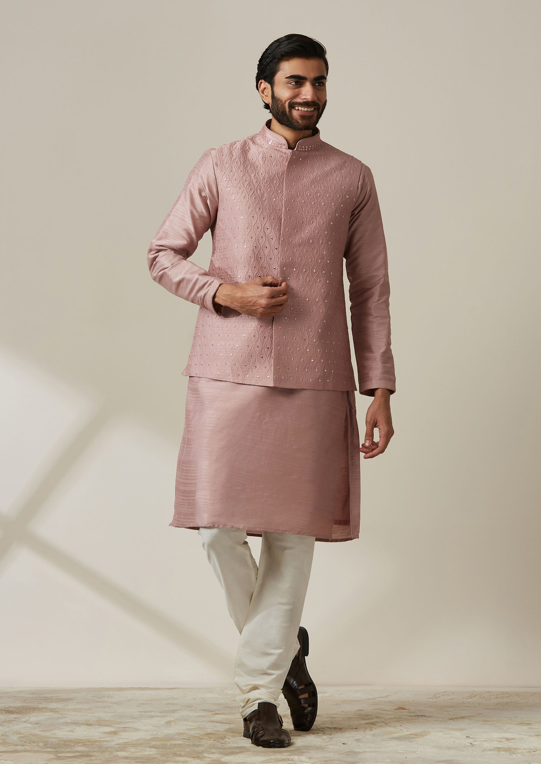 Twamev Men Mauve Pink Kurta Jacket Set