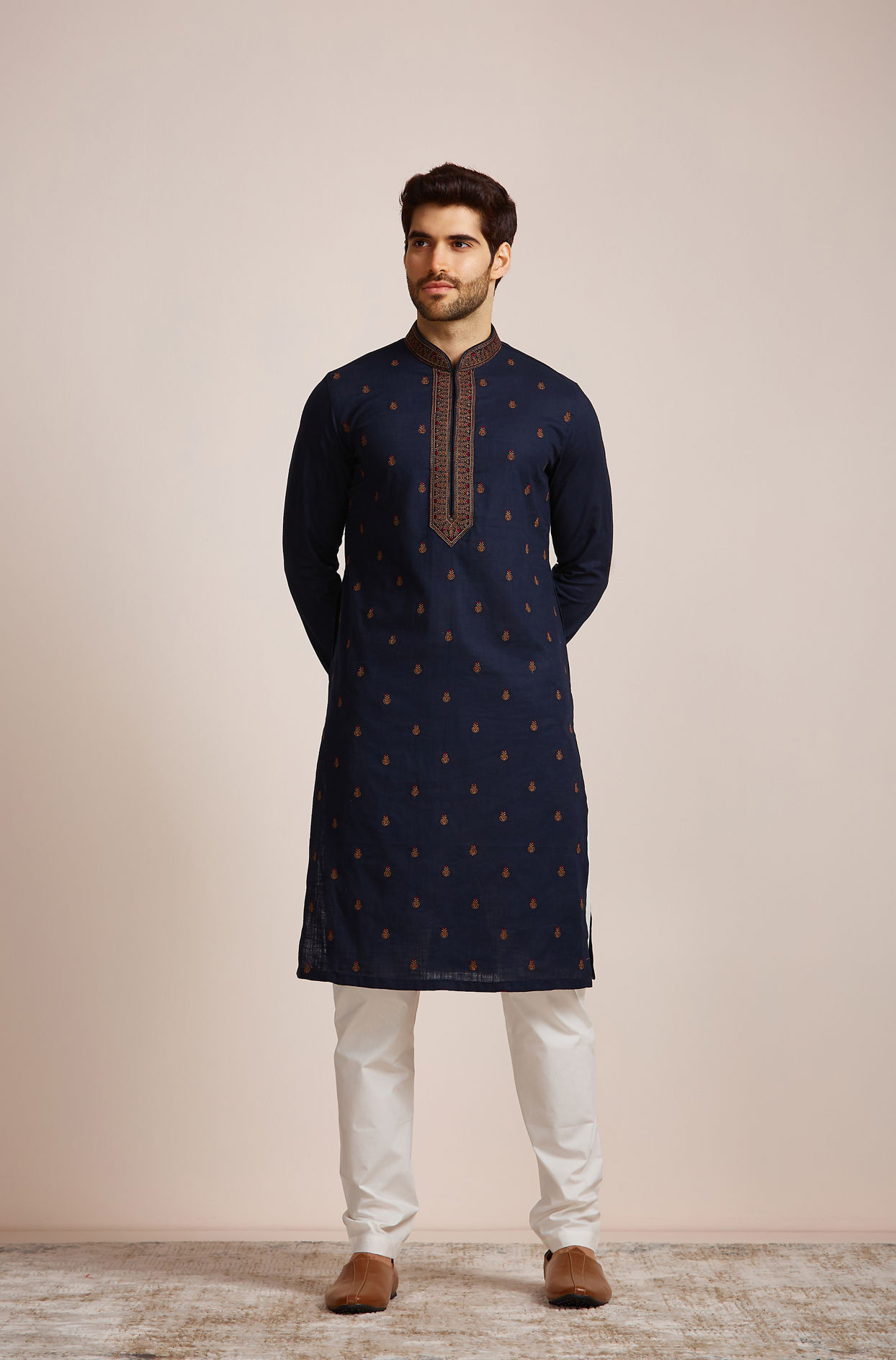 alt message - Manyavar Men Midnight Black Kurta Set image number 1