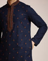 alt message - Manyavar Men Midnight Black Kurta Set image number 2