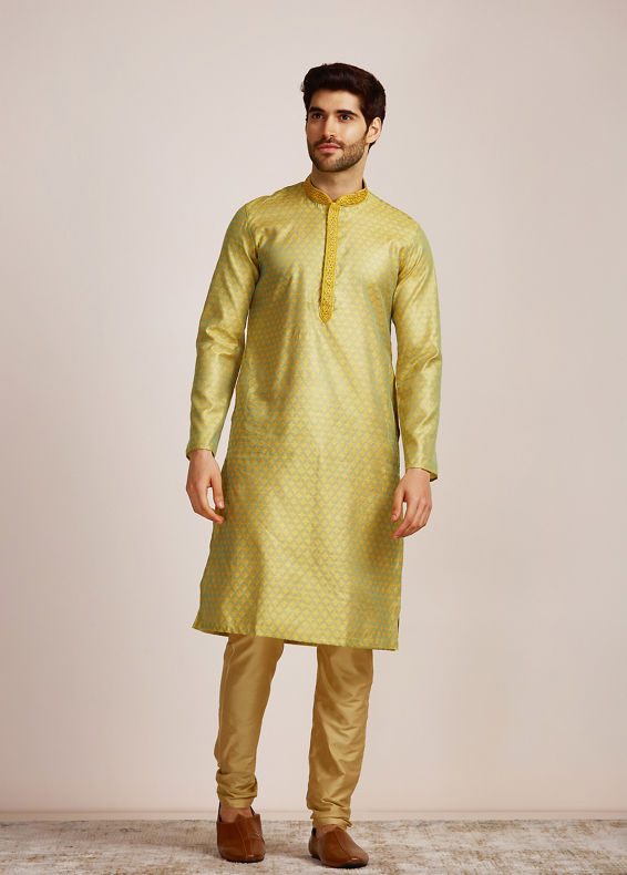 Manyavar Men Green Jacquard Patterned Kurta Set