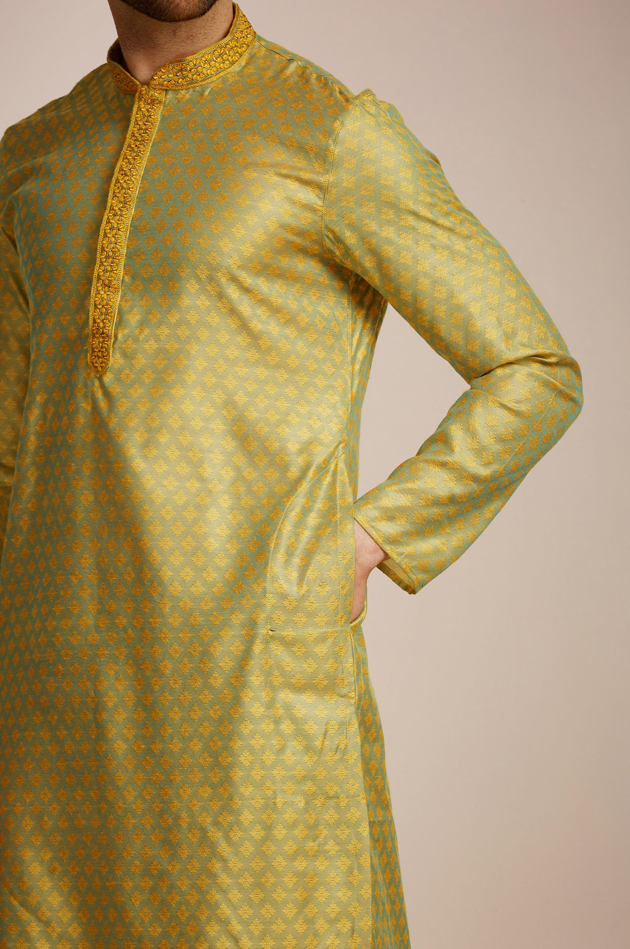 Manyavar Men Green Jacquard Patterned Kurta Set