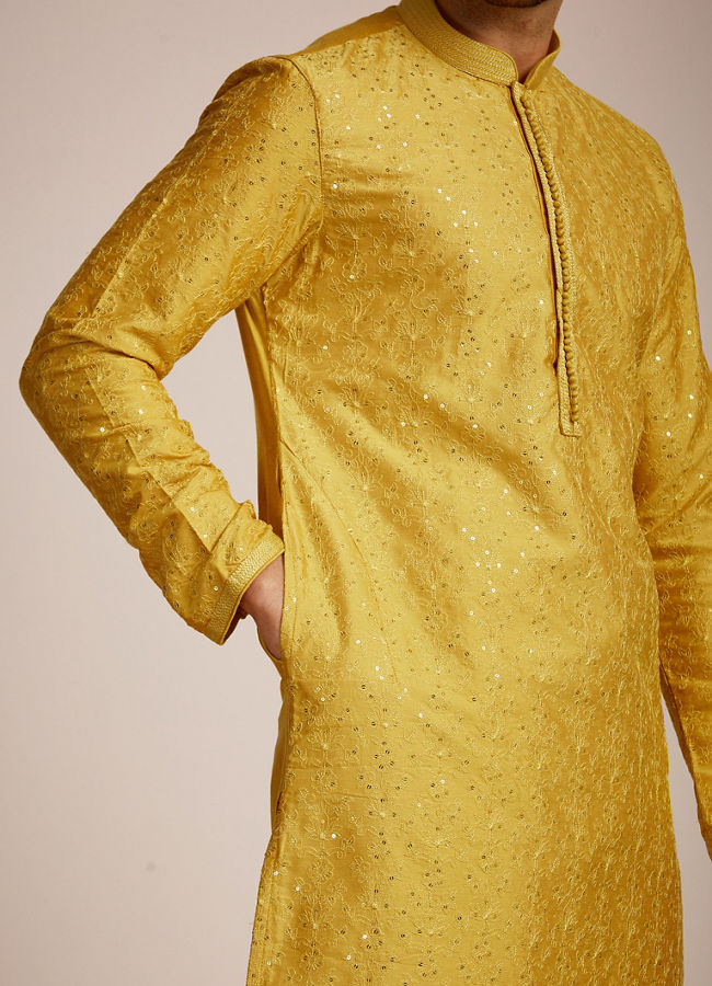 alt message - Manyavar Men Mustard Yellow Sequined Kurta Set image number 2