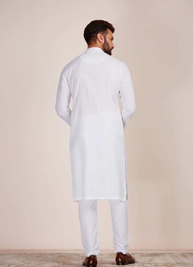 Manyavar Men Pristine White Wave Patterned Kurta Set