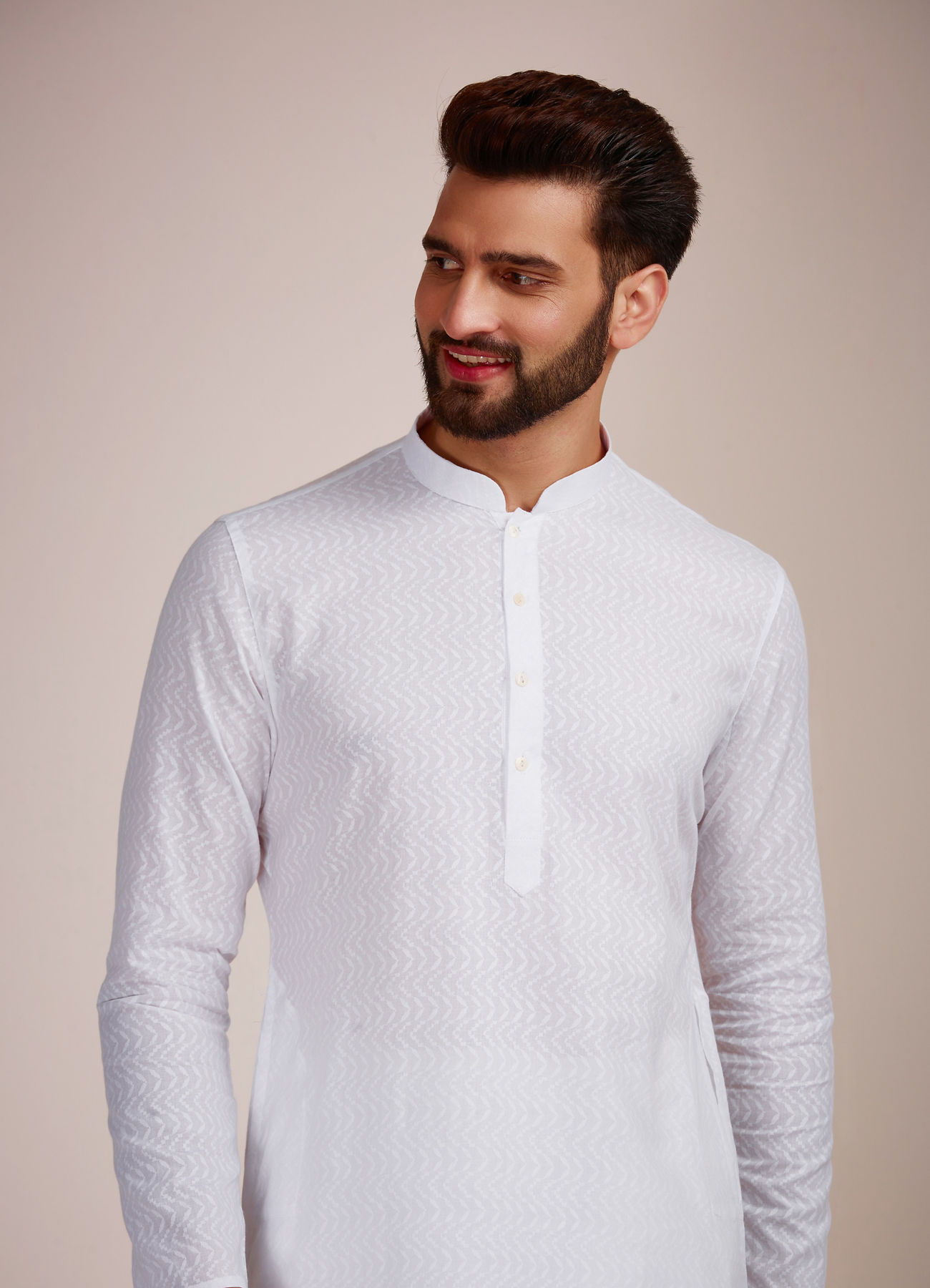 Manyavar Men Pristine White Wave Patterned Kurta Set
