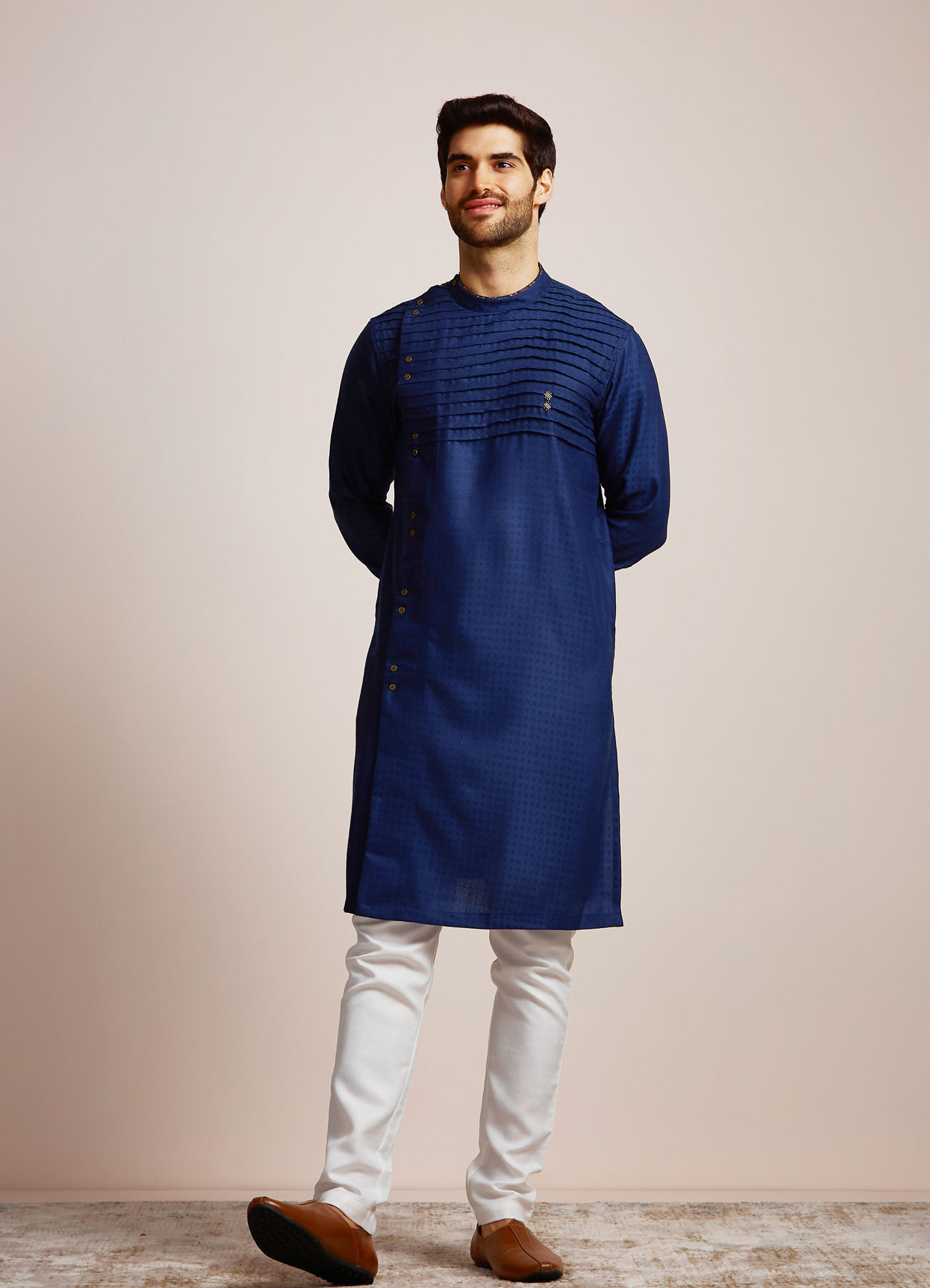 Manyavar Men Sophisticated Blue Chequred Kurta 