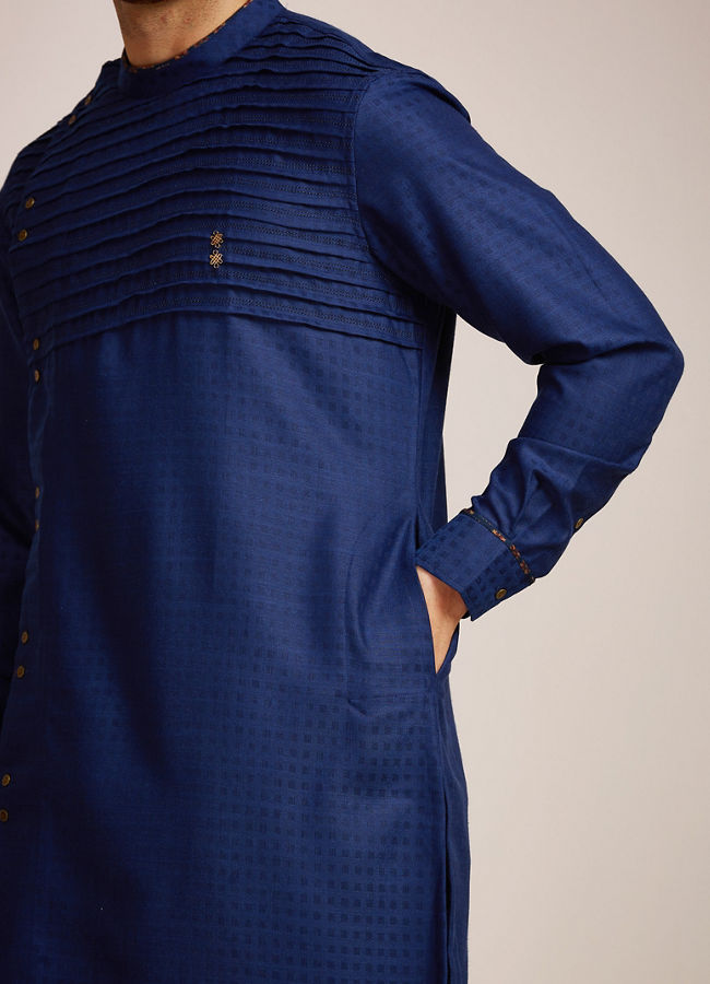 Sophisticated Blue Chequred Kurta  image number 2