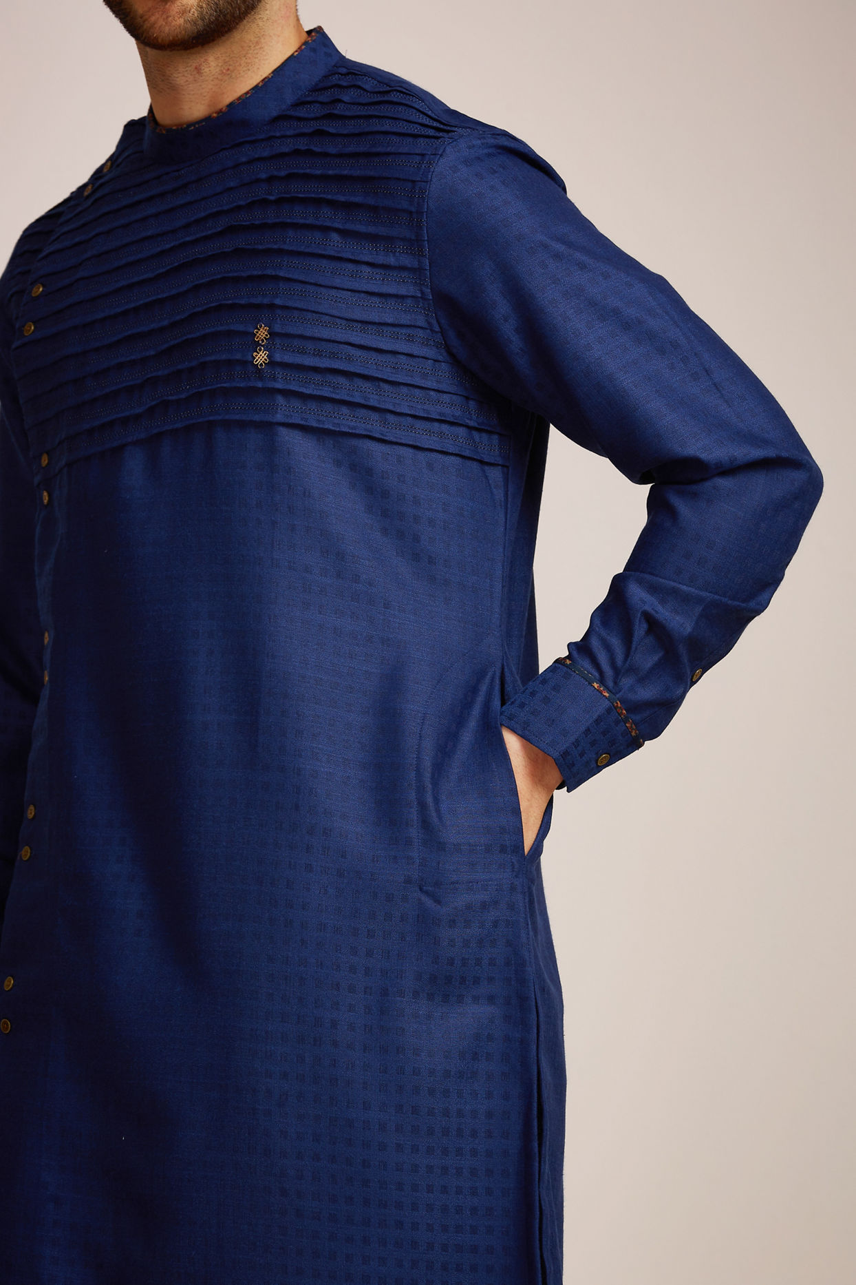 Manyavar Men Sophisticated Blue Chequred Kurta 