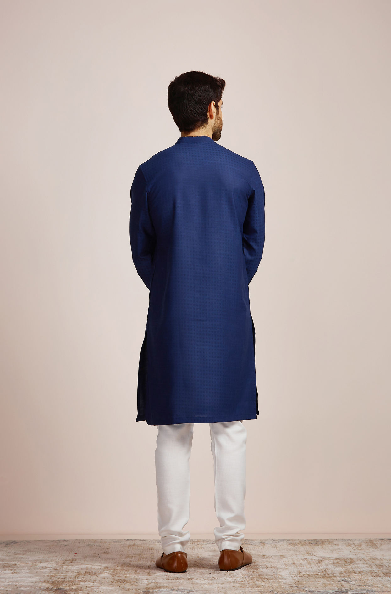 Manyavar Men Sophisticated Blue Chequred Kurta 