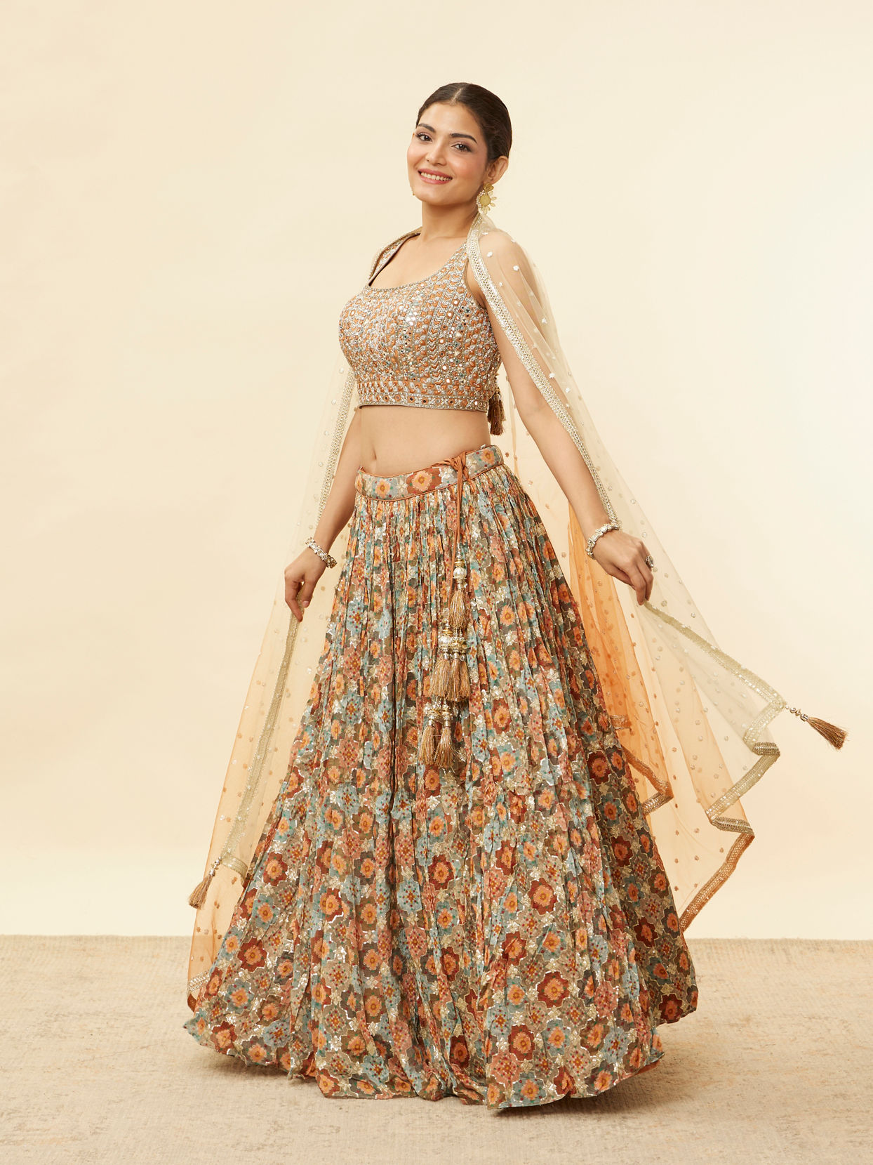 alt message - Mohey Women Rust and Seafoam Green Lehenga image number 2