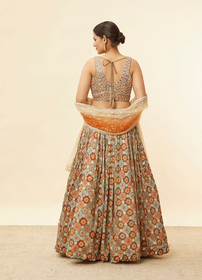 alt message - Mohey Women Rust and Seafoam Green Lehenga image number 4