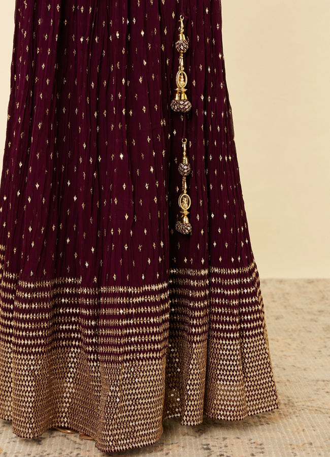 alt message - Mohey Women Wine Sequined Lehenga image number 2