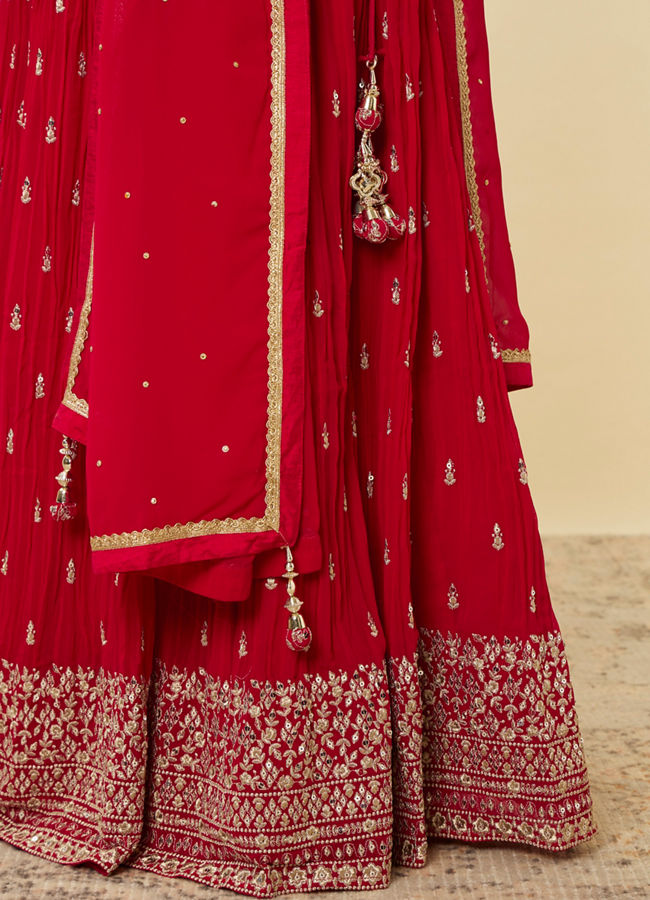 alt message - Mohey Women Coral Red Embroidered Lehenga image number 2