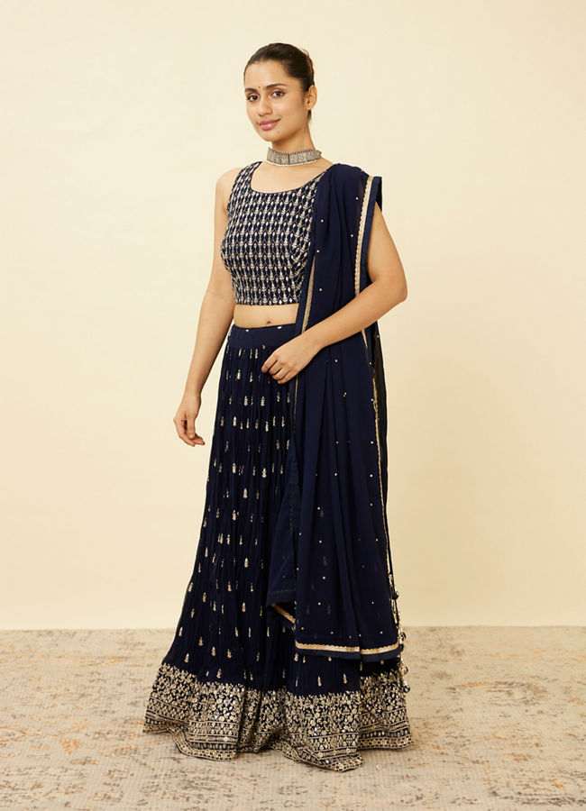 alt message - Mohey Women Indigo Blue Embroidered Lehenga image number 3