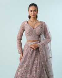 Mohey Women Enthralling Purple Net Lehenga