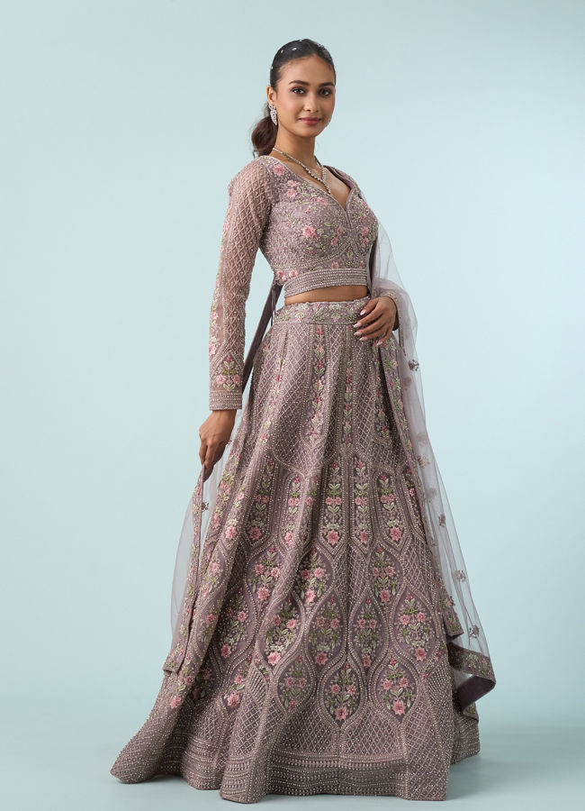 Mohey Women Enthralling Purple Net Lehenga