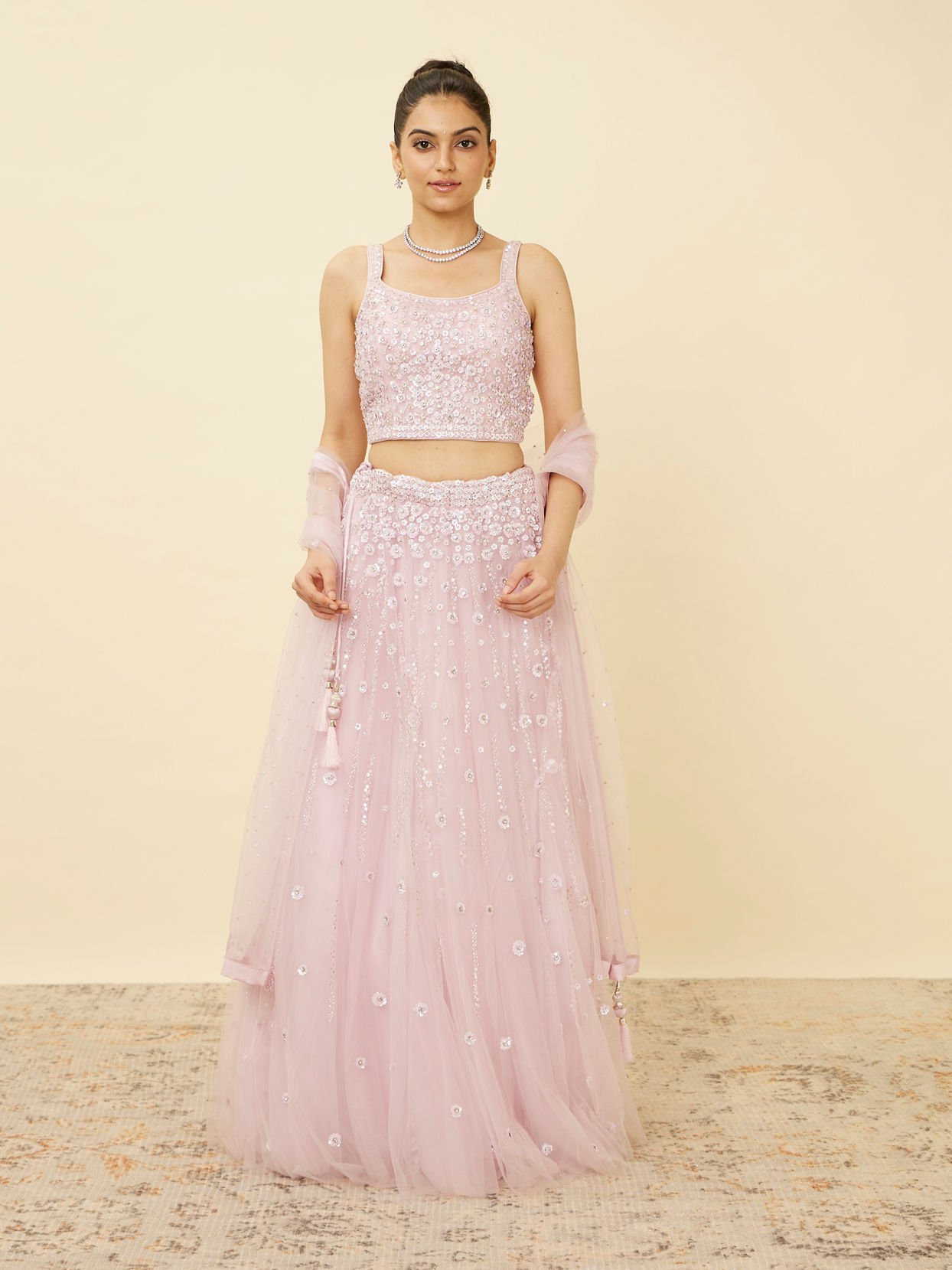 alt message - Mohey Women Rosewater Pink Floral Patterned Lehenga image number 0