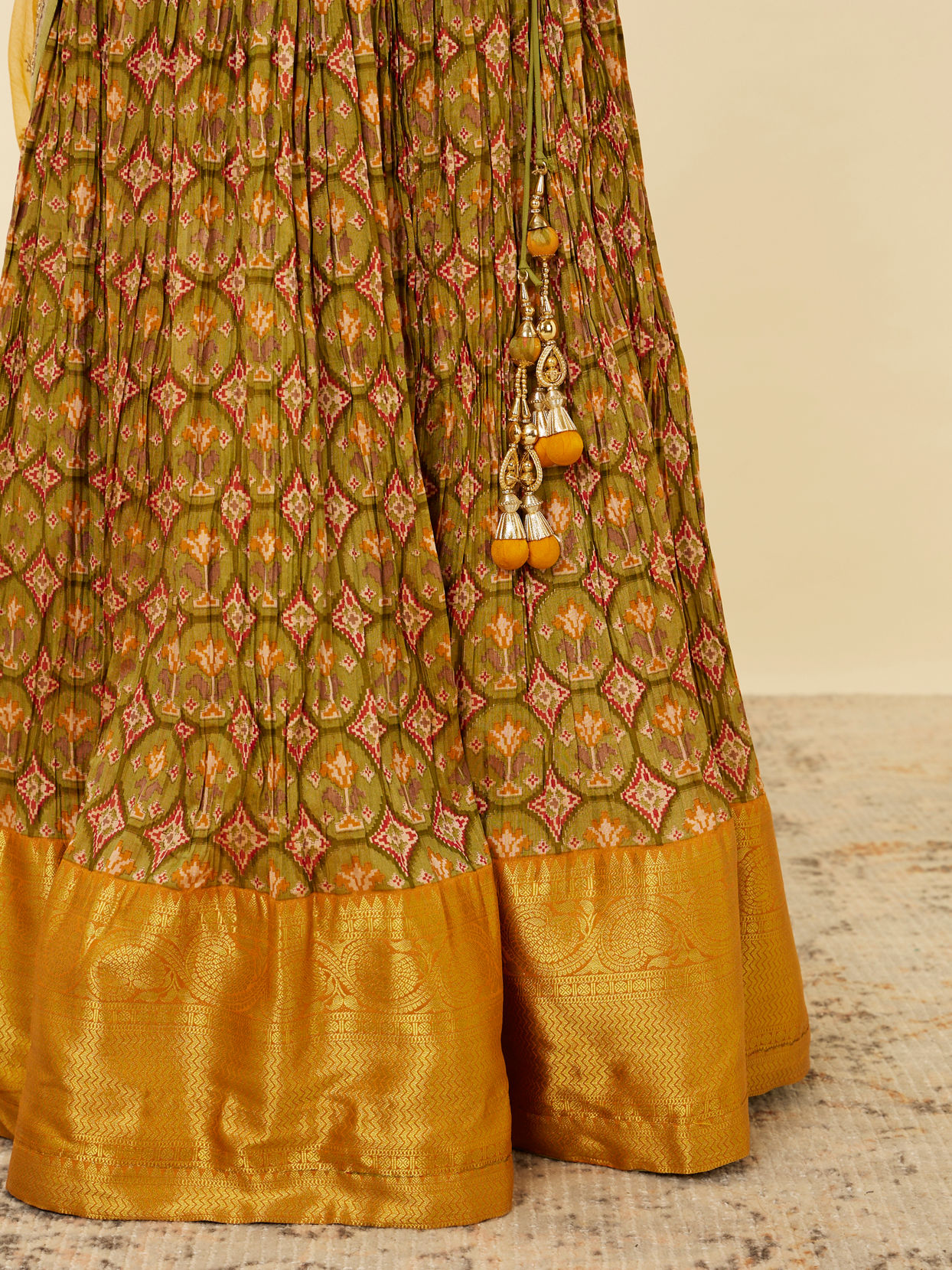 Mohey Women Mustard Yellow and Pista Green Floral Patterned Lehenga