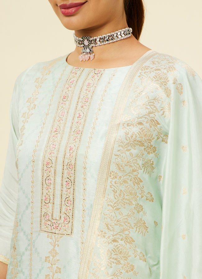 alt message - Mohey Women Light Blue Bel Buti Patterned Stitched Suit image number 2