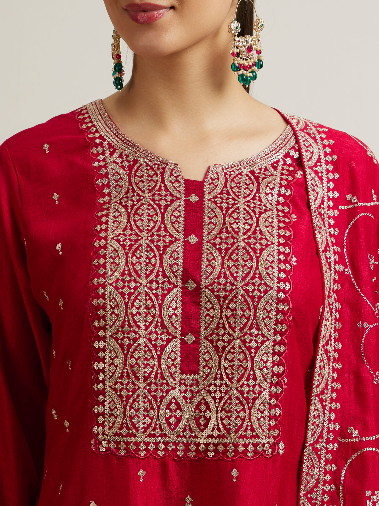 alt message - Mohey Women Royal Maroon Buta Patterned Stitched Suit image number 3