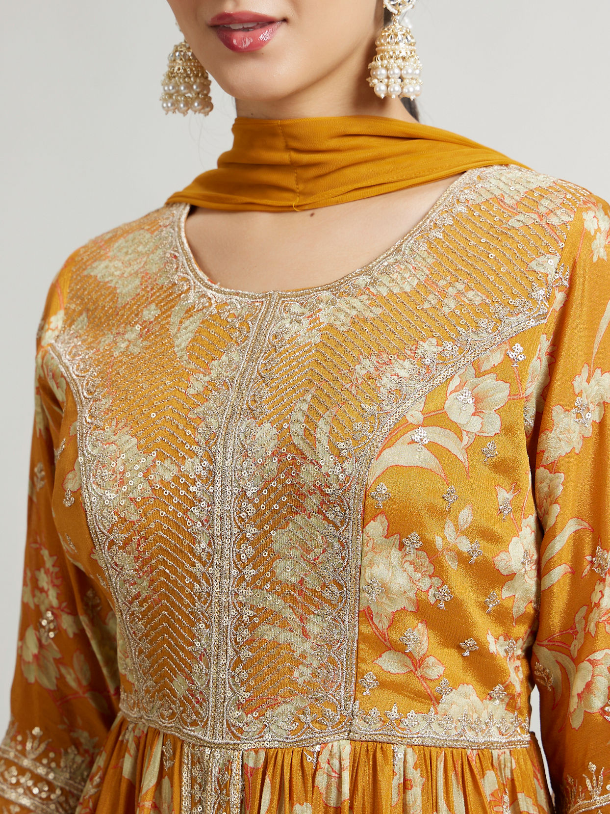 alt message - Mohey Women Mustard Chinon Palazzo Suit Ensemble Stitched Suit image number 3