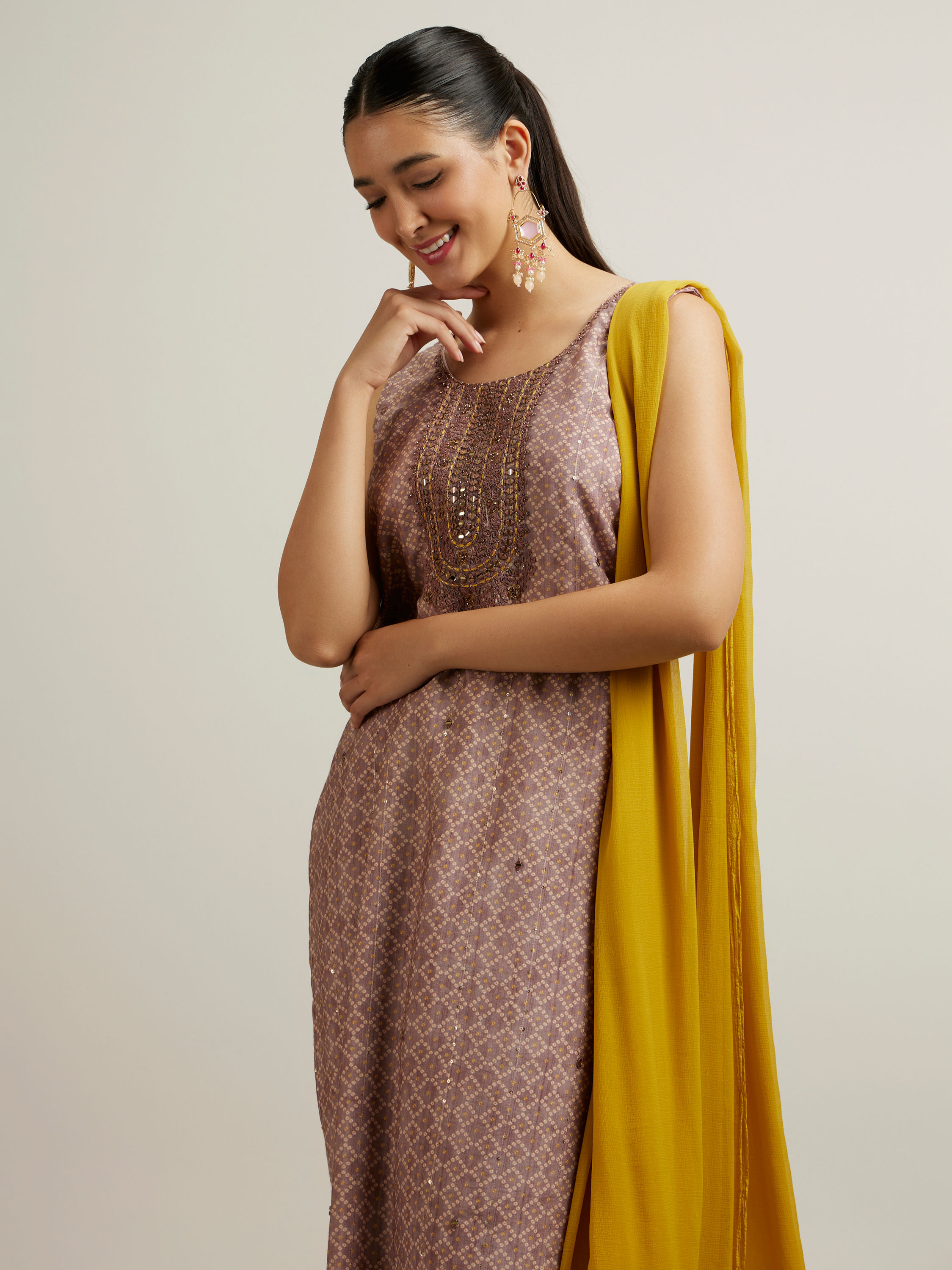 Mohey Women Purple Jaal Patterned Sequinned Straight Suit