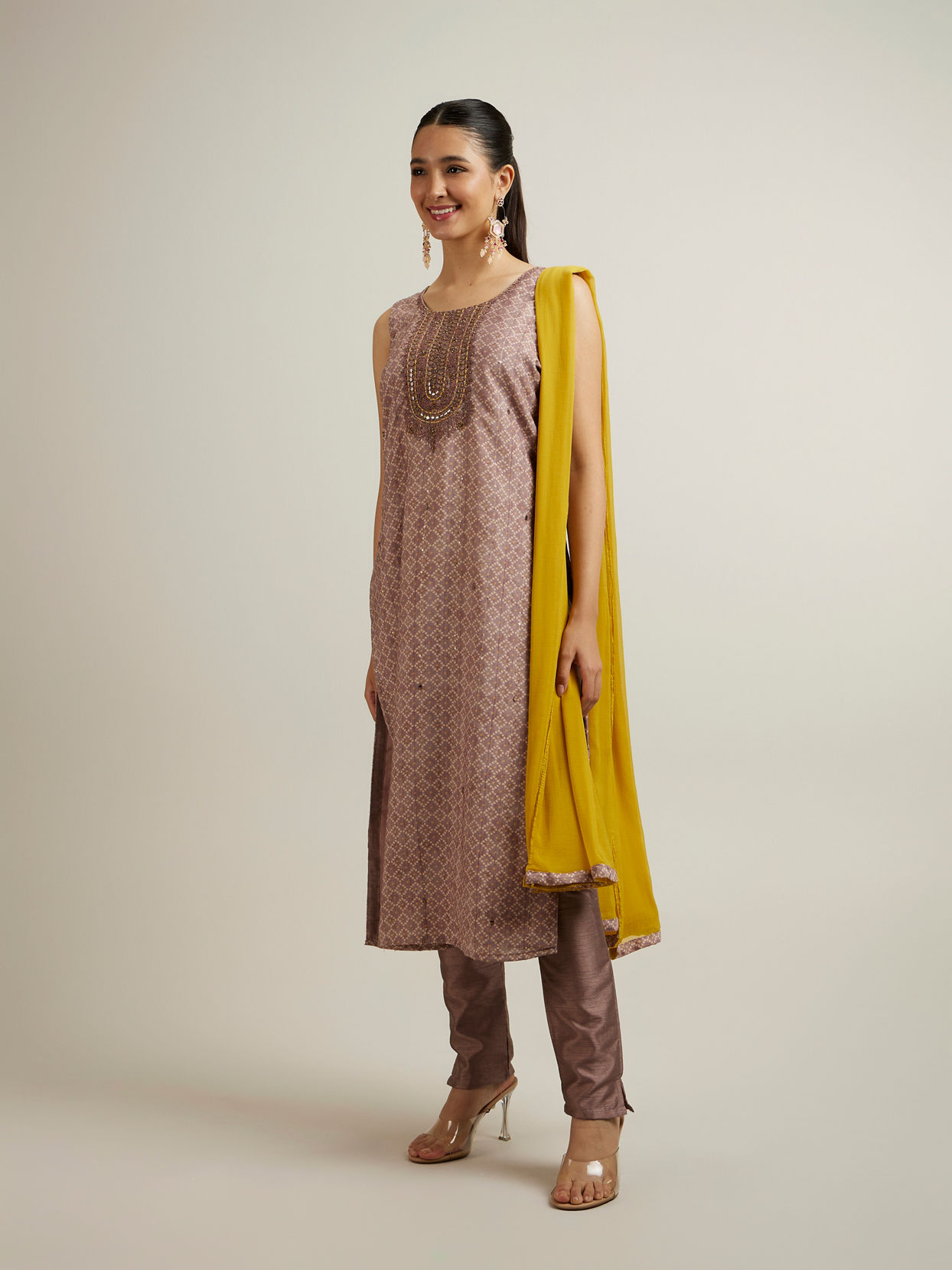 Mohey Women Purple Jaal Patterned Sequinned Straight Suit