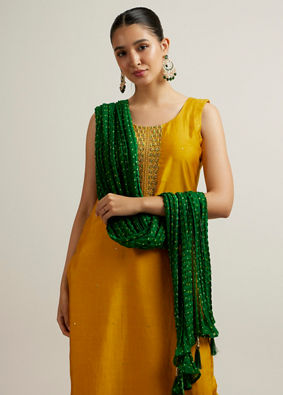 Mohey Women Mustard Yellow Stone Embellished Straight Suit