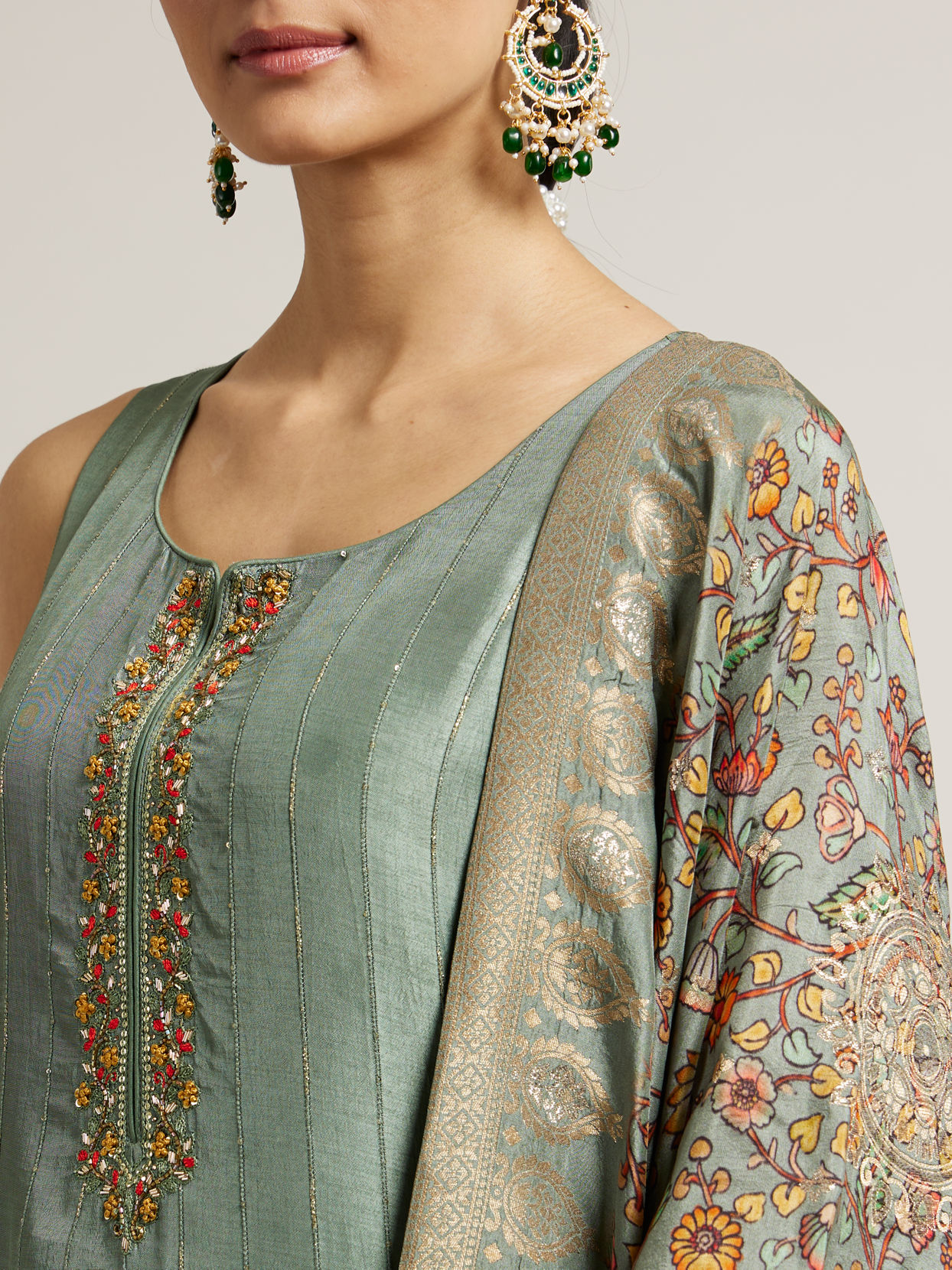 alt message - Mohey Women Pista Green Floral Embroidered Stitched Suit with Rhinestones image number 3