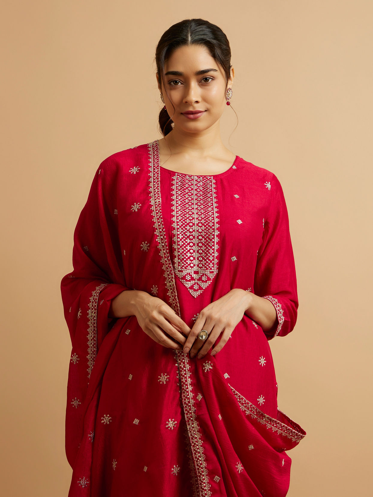 alt message - Mohey Women Dark Red Buta Patterned Stitched Suit image number 1