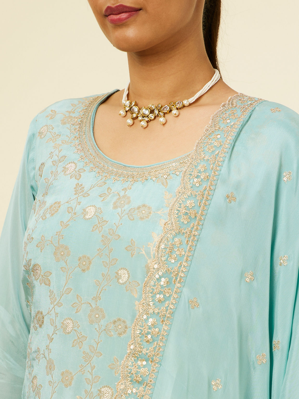 alt message - Mohey Women Light Blue Bel Buti Jaal Patterned Palazzo Suit image number 2