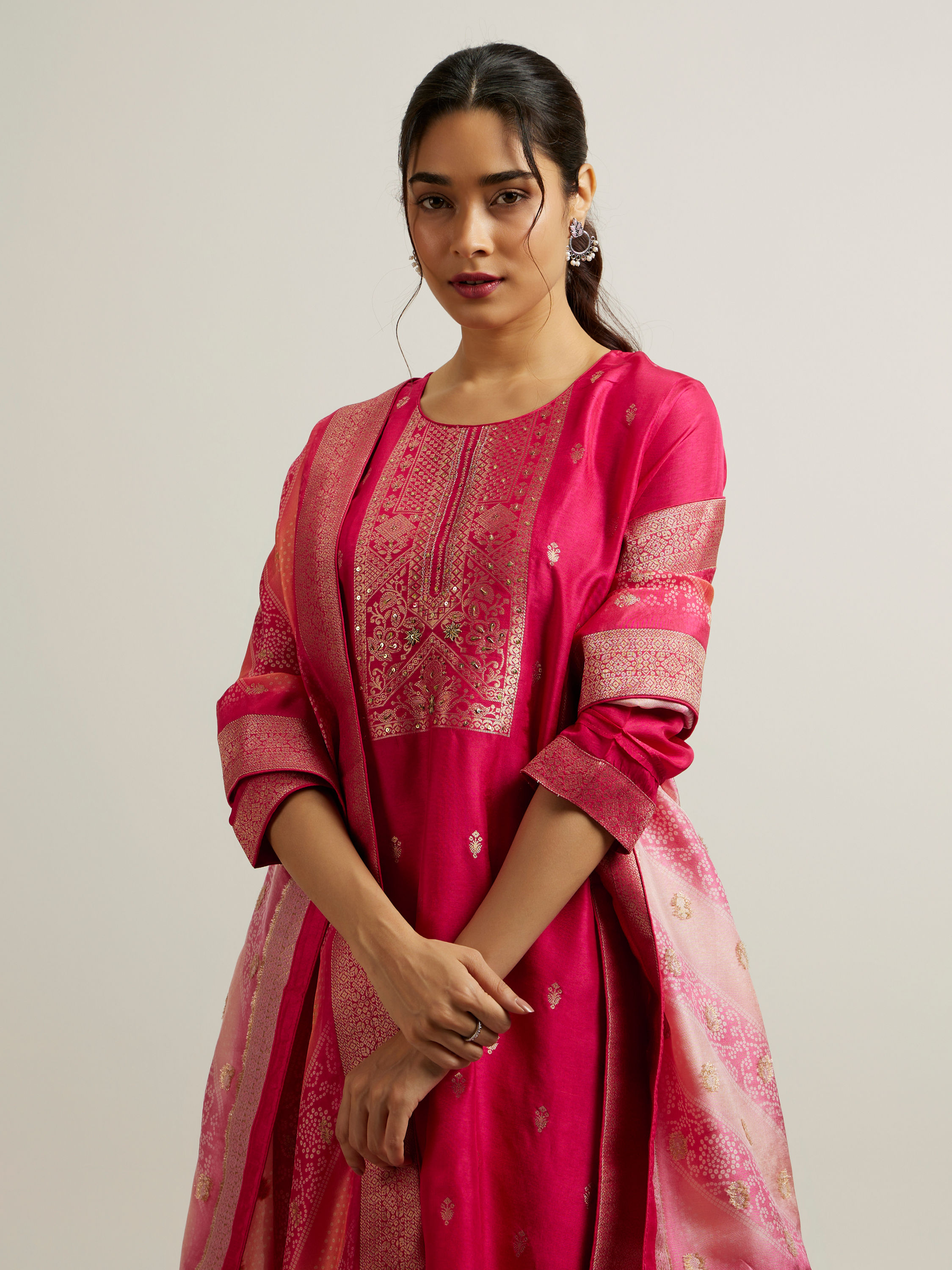 Mohey Women Rani Pink Buta Patterned Straight Suit