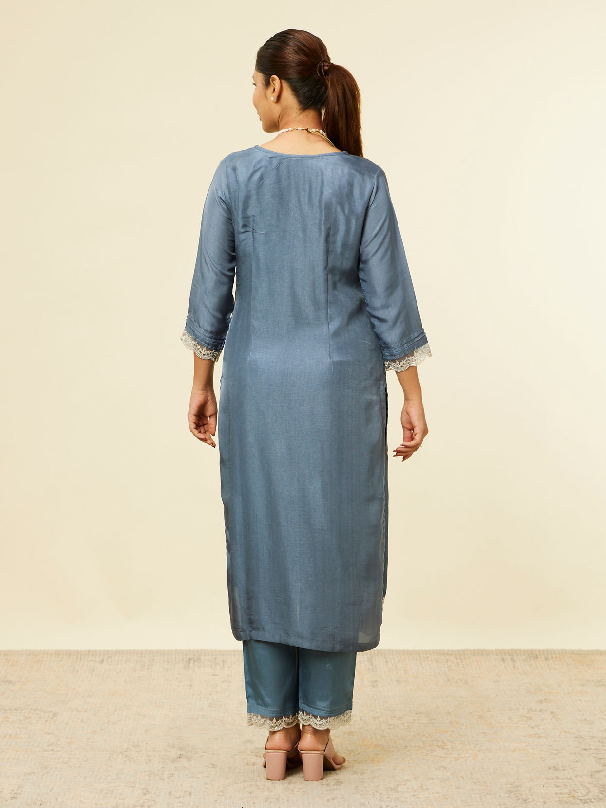 Mohey Women Dark Grey Buta Printed Pallazo Suit
