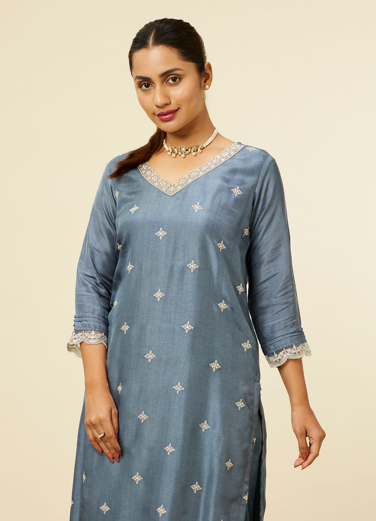Mohey Women Dark Grey Buta Printed Pallazo Suit