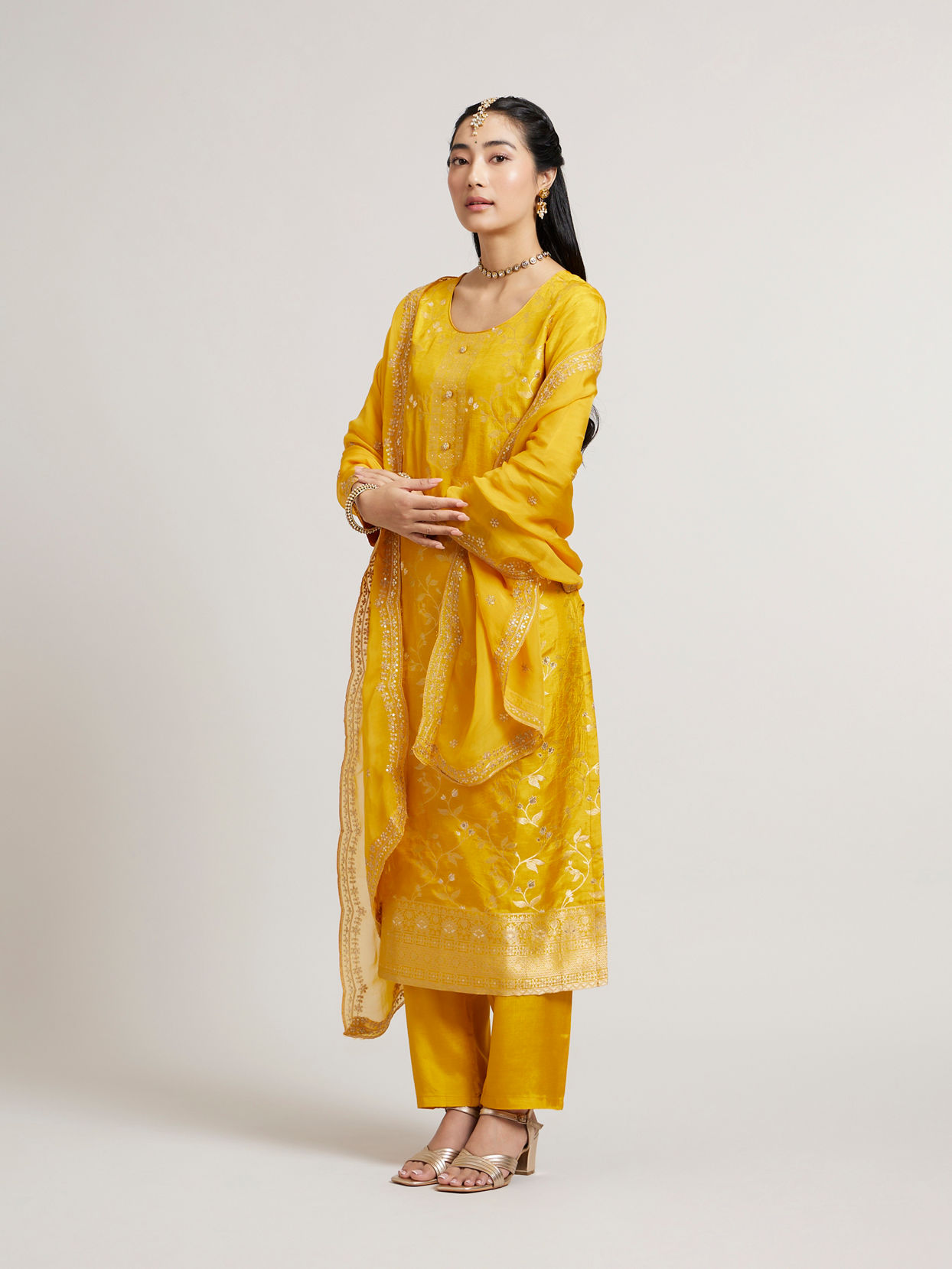 Mohey Women Mustard Yellow Floral Vine Patterned Straight Suit Set with Sequin Work