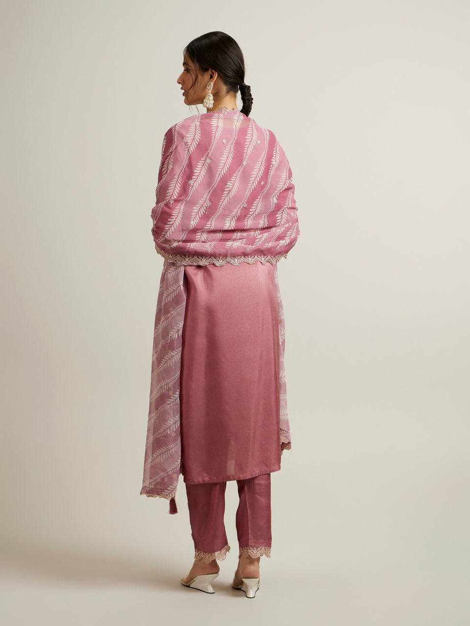 Mohey Women Dusty Pink Floral Buta Patterned Straight Suit