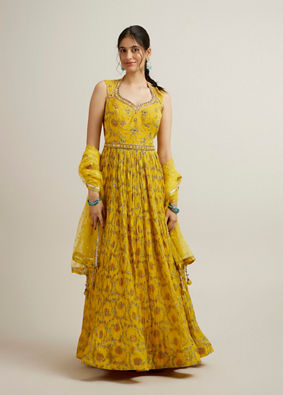 Mohey Women Mustard Yellow Bel Buti Patterned Anarkali Suit